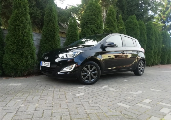 Hyundai i20 cena 31700 przebieg: 125125, rok produkcji 2015 z Płońsk małe 191